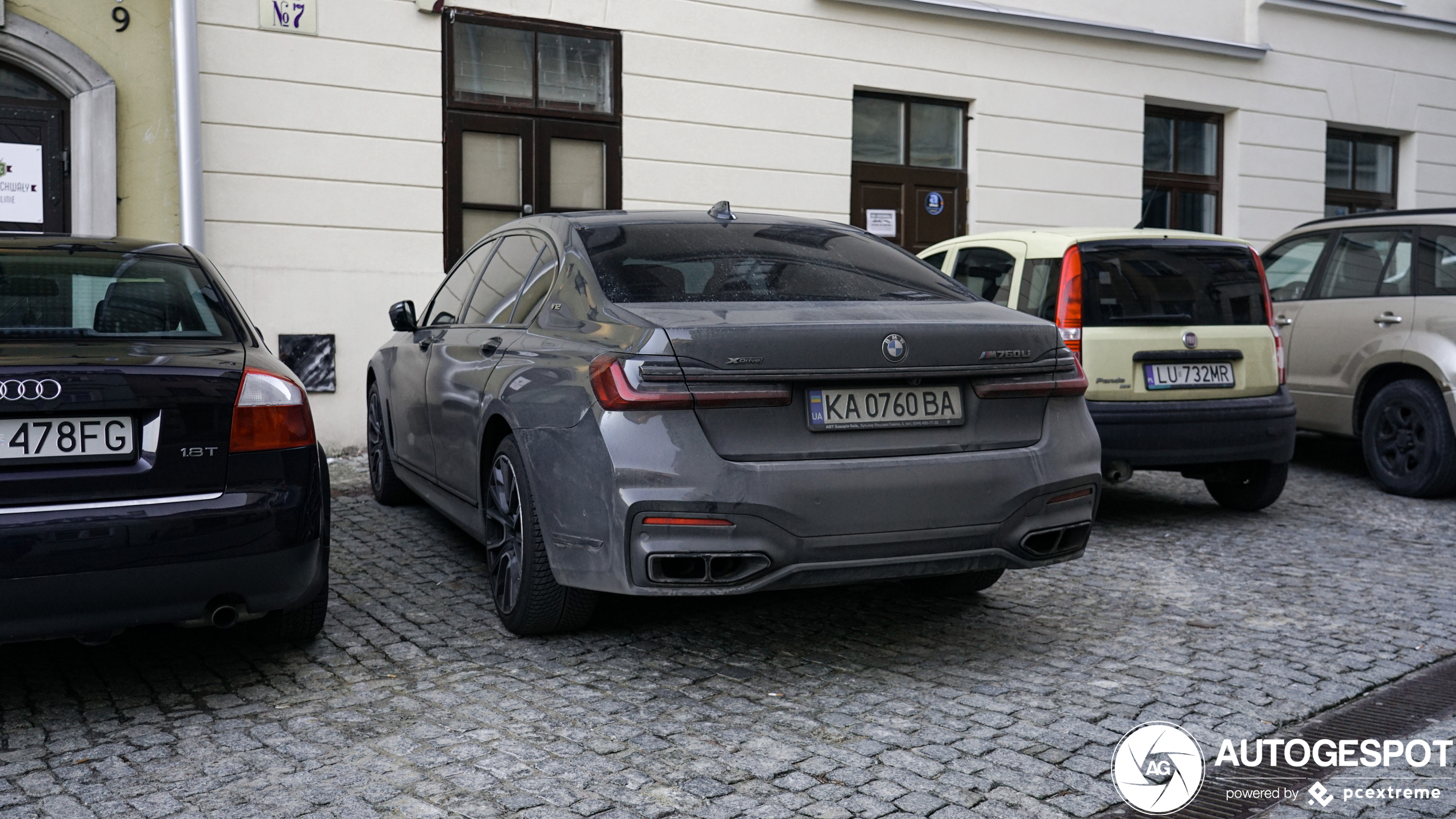 BMW M760Li xDrive 2019