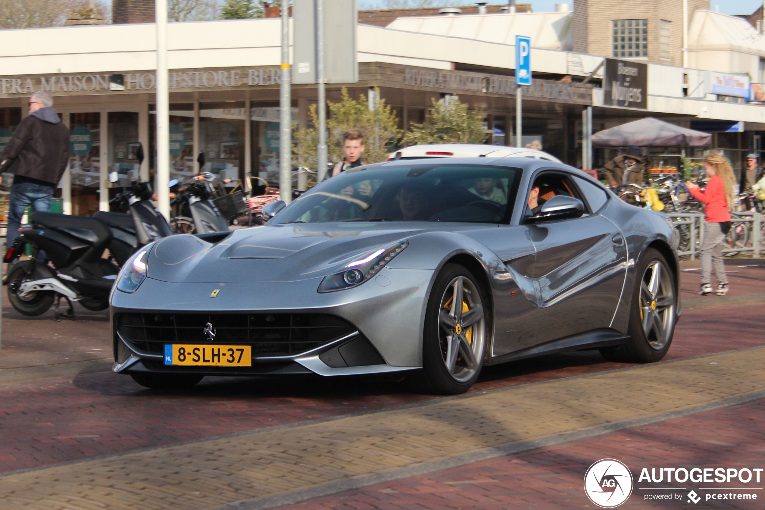 Ferrari F12berlinetta