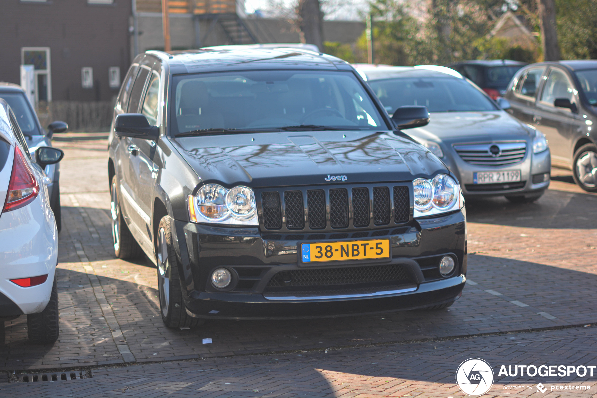 Jeep Grand Cherokee SRT-8 2005