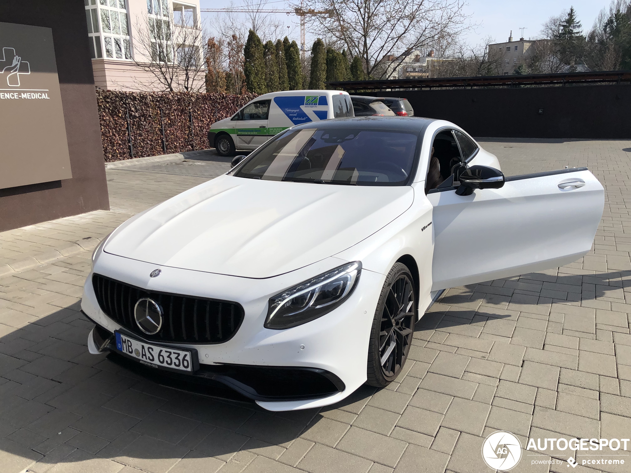 Mercedes-AMG S 63 Coupé C217