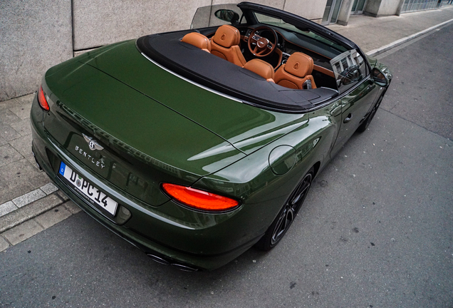 Bentley Continental GTC V8 2020