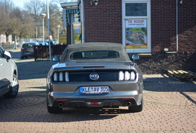 Ford Mustang GT Convertible 2015