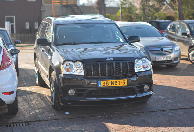 Jeep Grand Cherokee SRT-8 2005