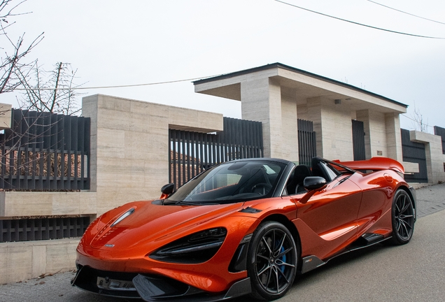 McLaren 765LT Spider