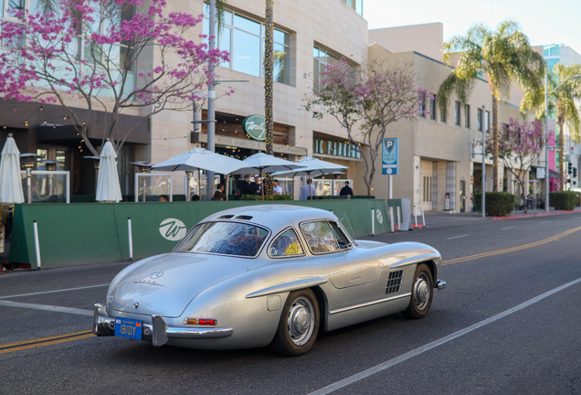 Mercedes-Benz 300SL Gullwing