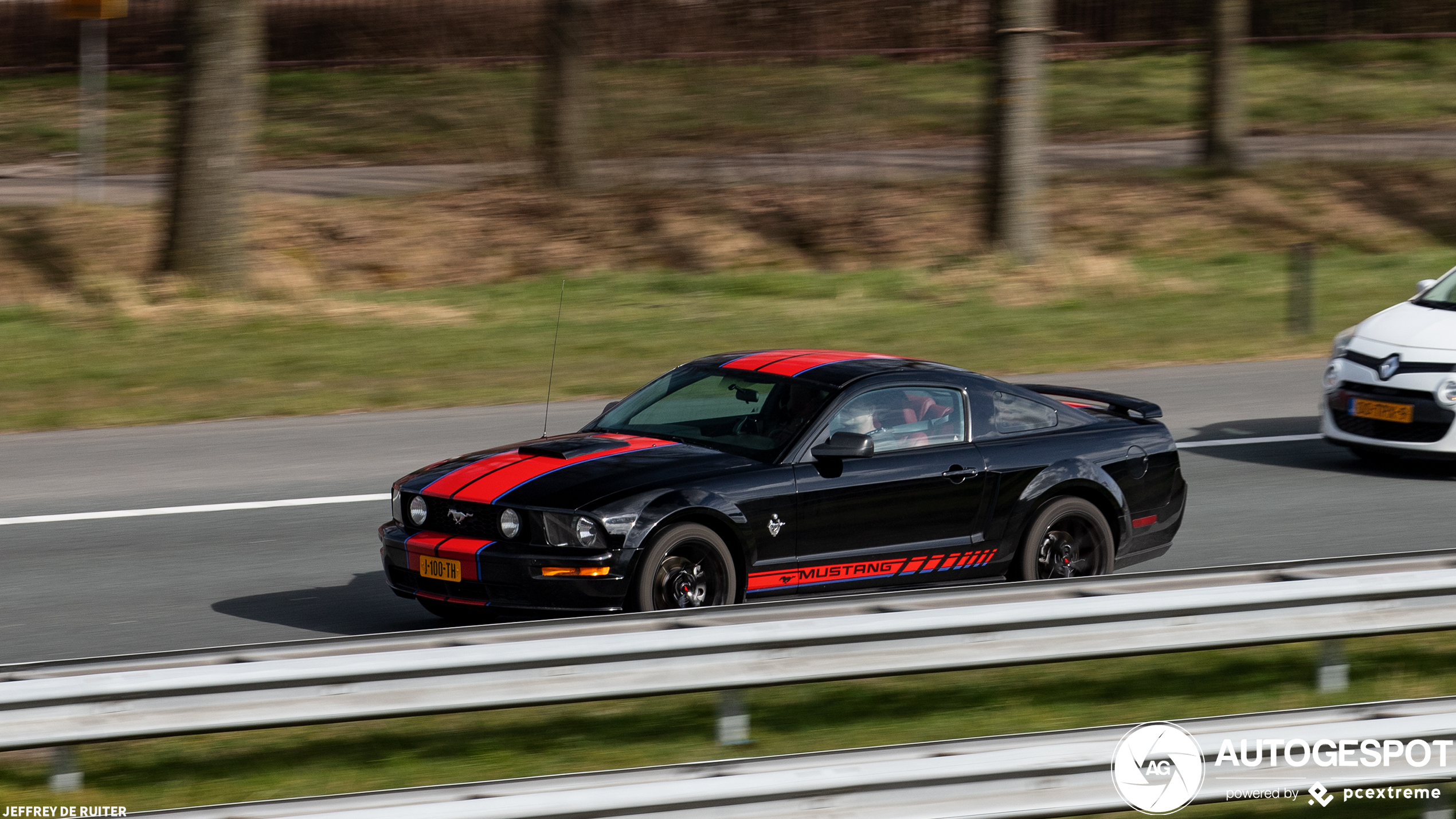 Ford Mustang GT 45th Anniversary Edition