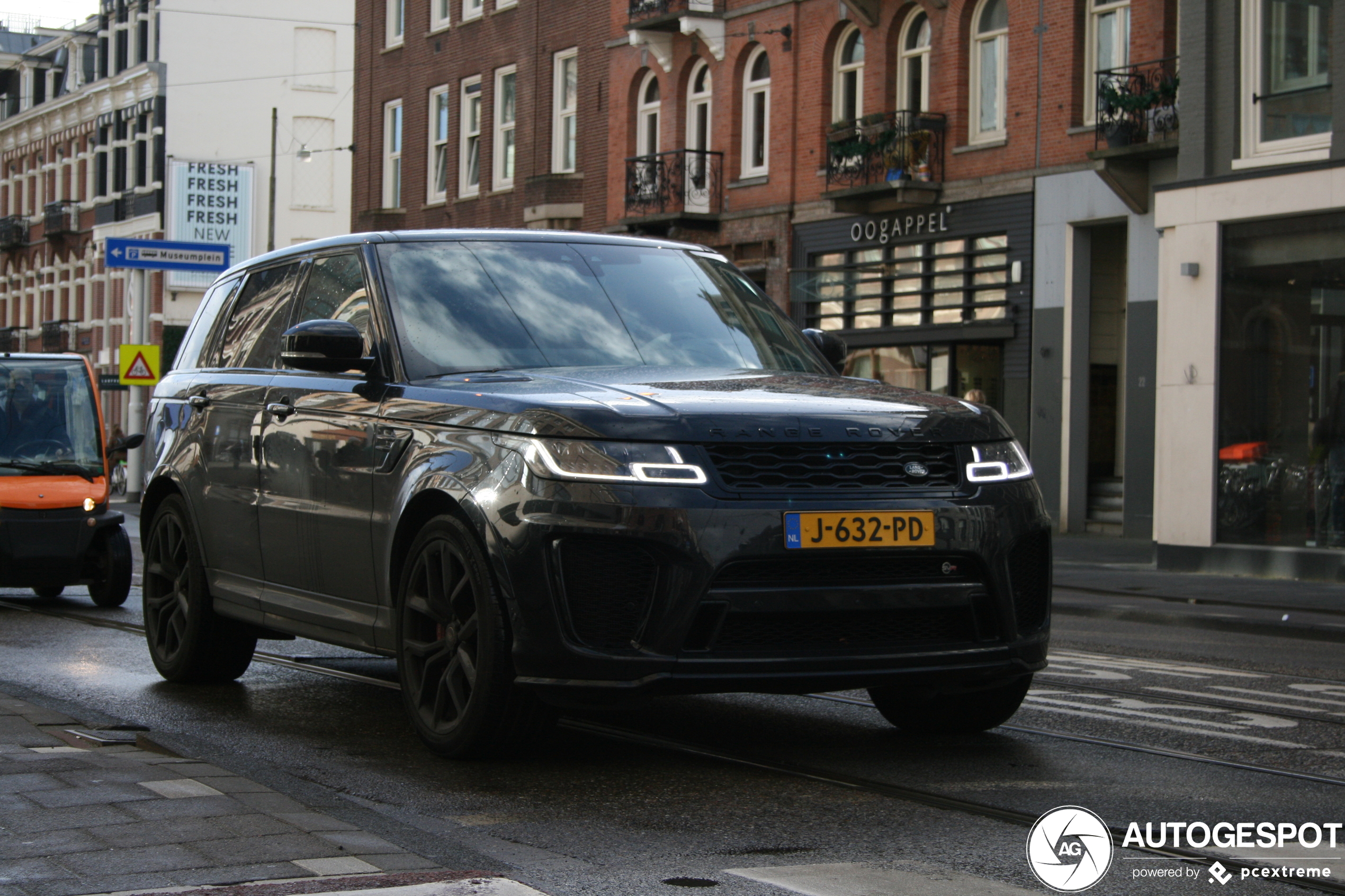 Land Rover Range Rover Sport SVR 2018