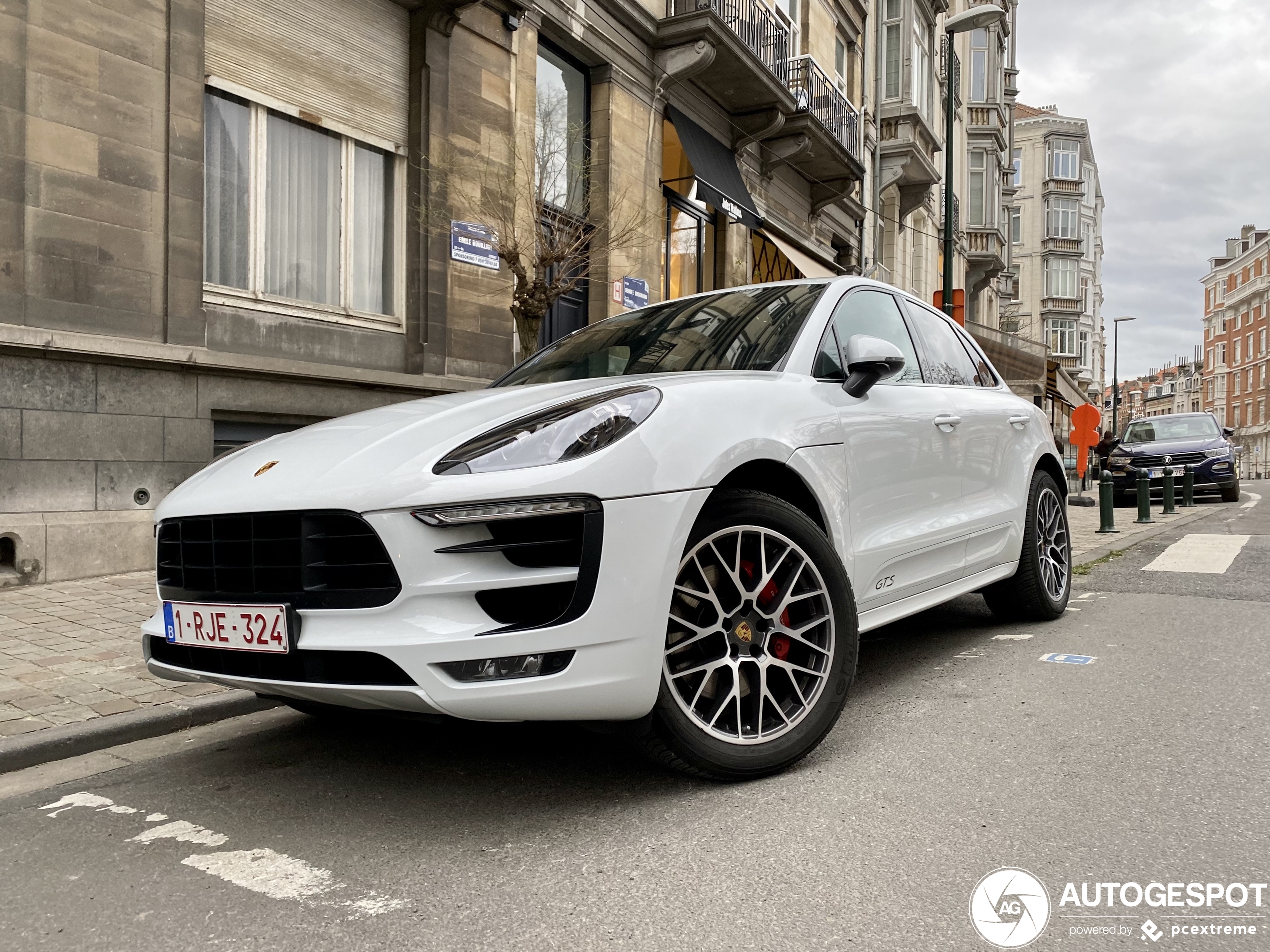 Porsche 95B Macan GTS