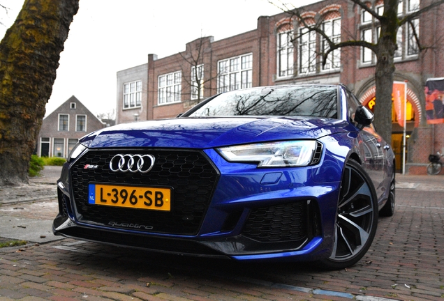 Audi RS4 Avant B9