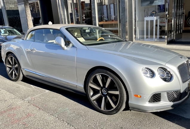 Bentley Continental GTC 2012