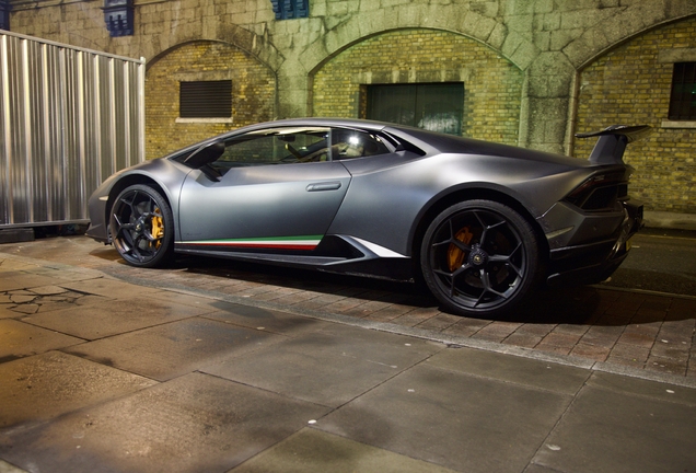 Lamborghini Huracán LP640-4 Performante