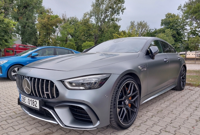 Mercedes-AMG GT 63 S X290