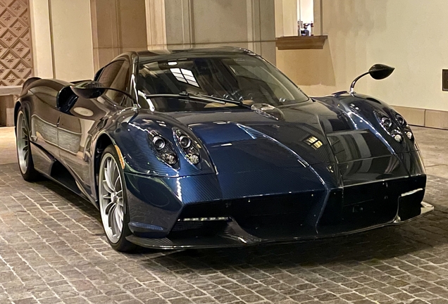 Pagani Huayra Roadster