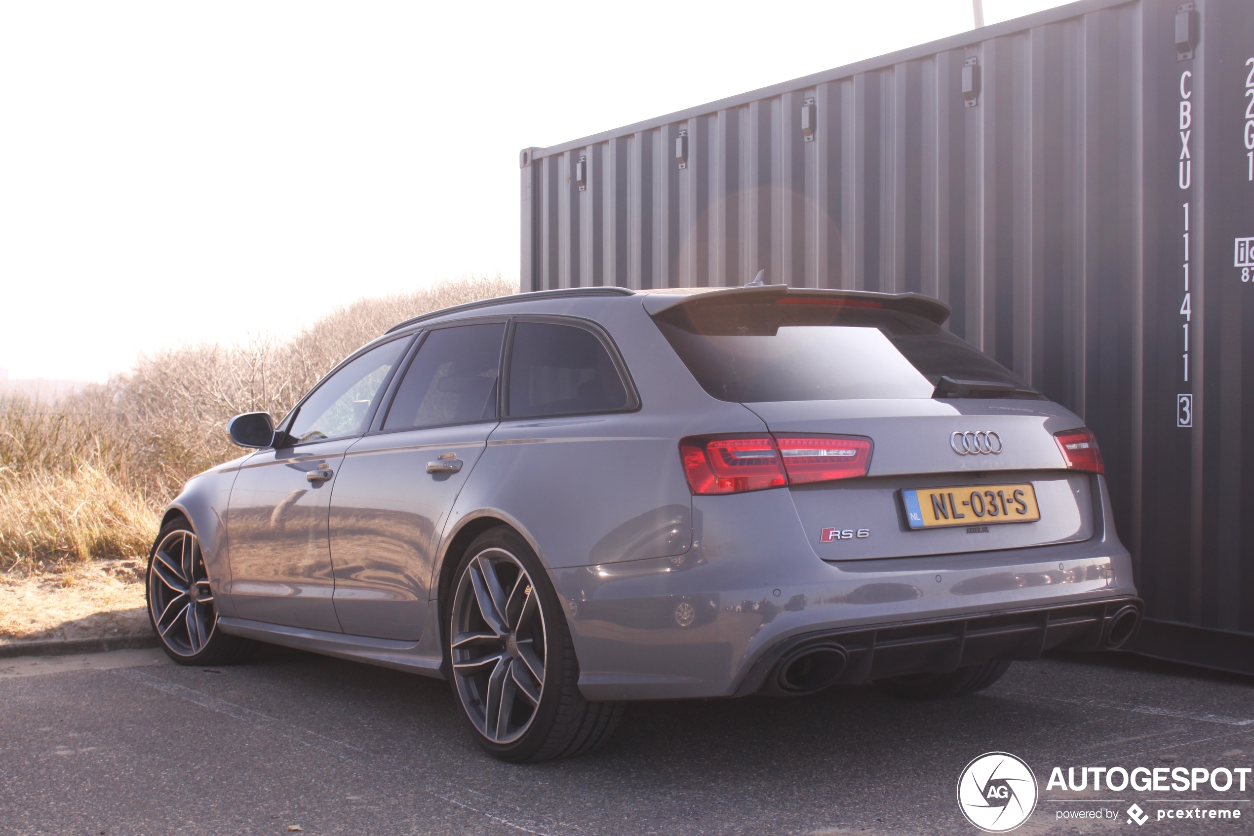 Audi RS6 Avant C7