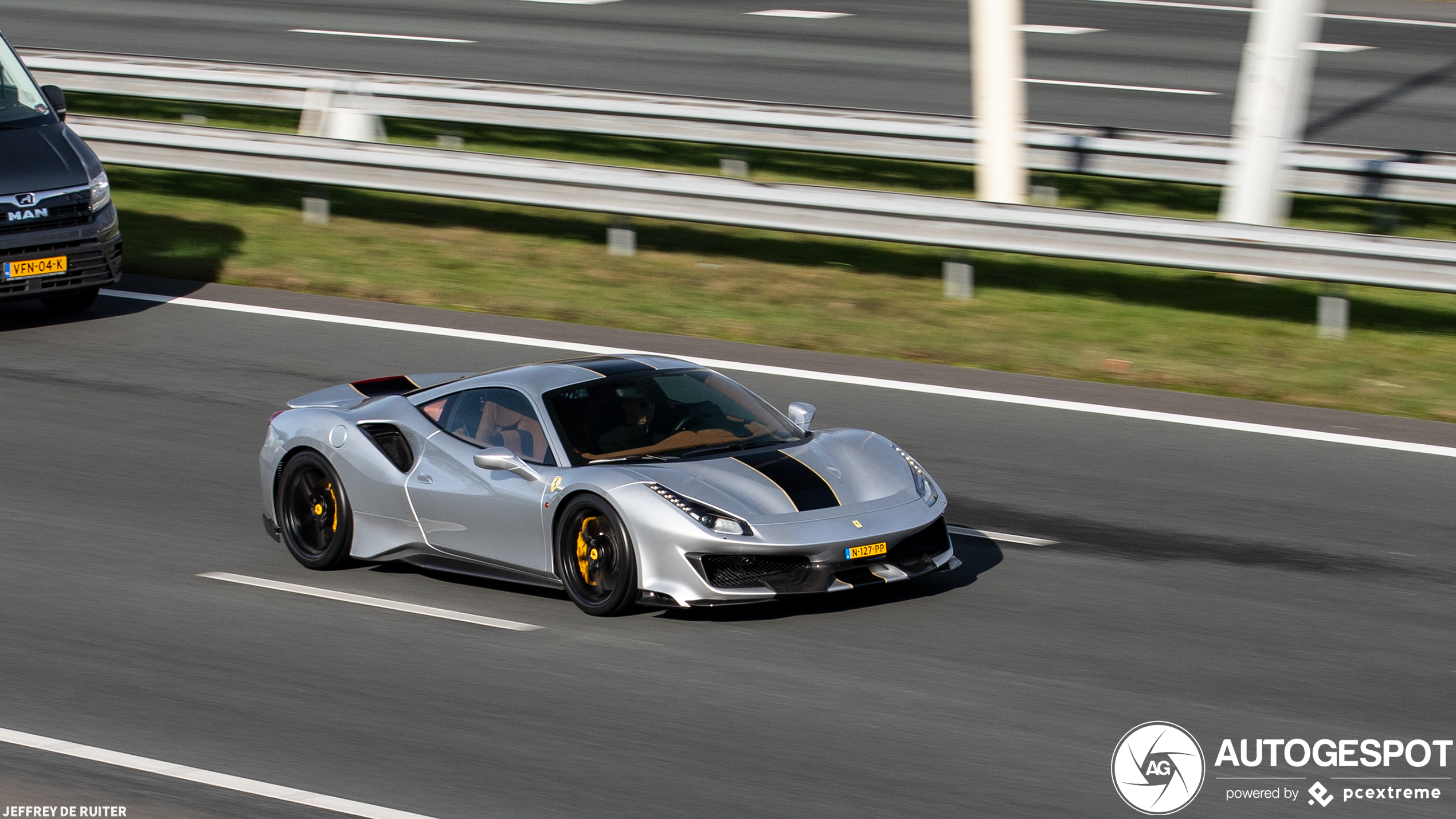 Ferrari 488 Pista