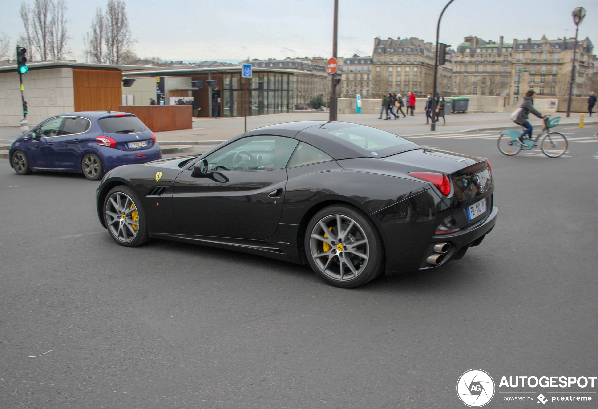 Ferrari California