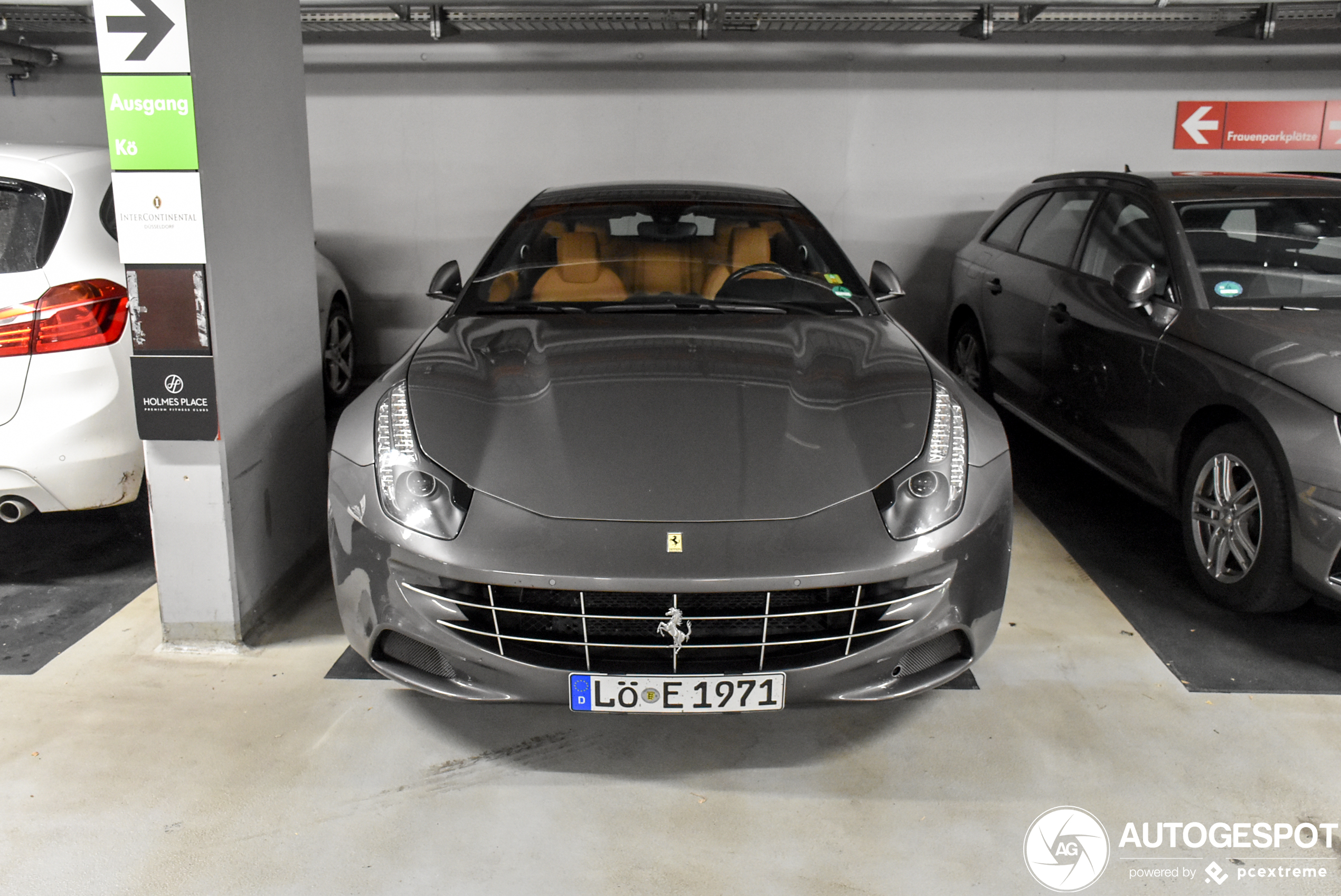 Ferrari FF