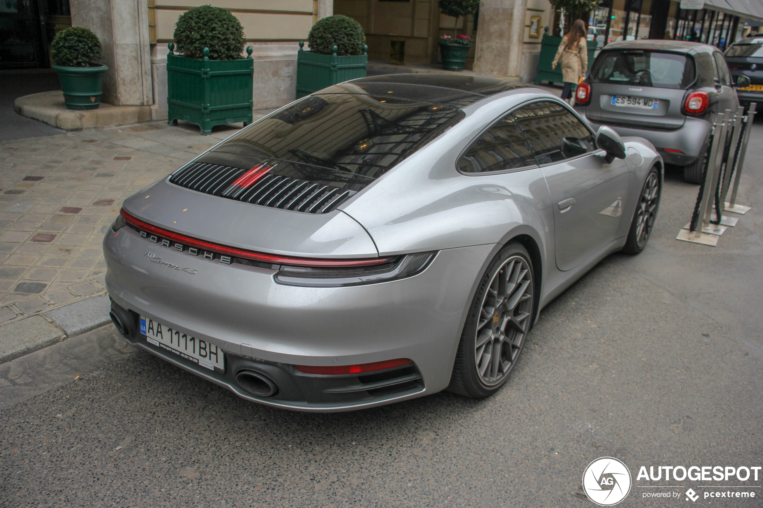 Porsche 992 Carrera 4S