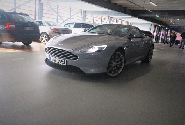 Aston Martin DB9 2013