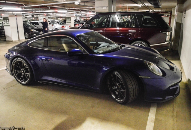 Porsche 992 GT3 Touring