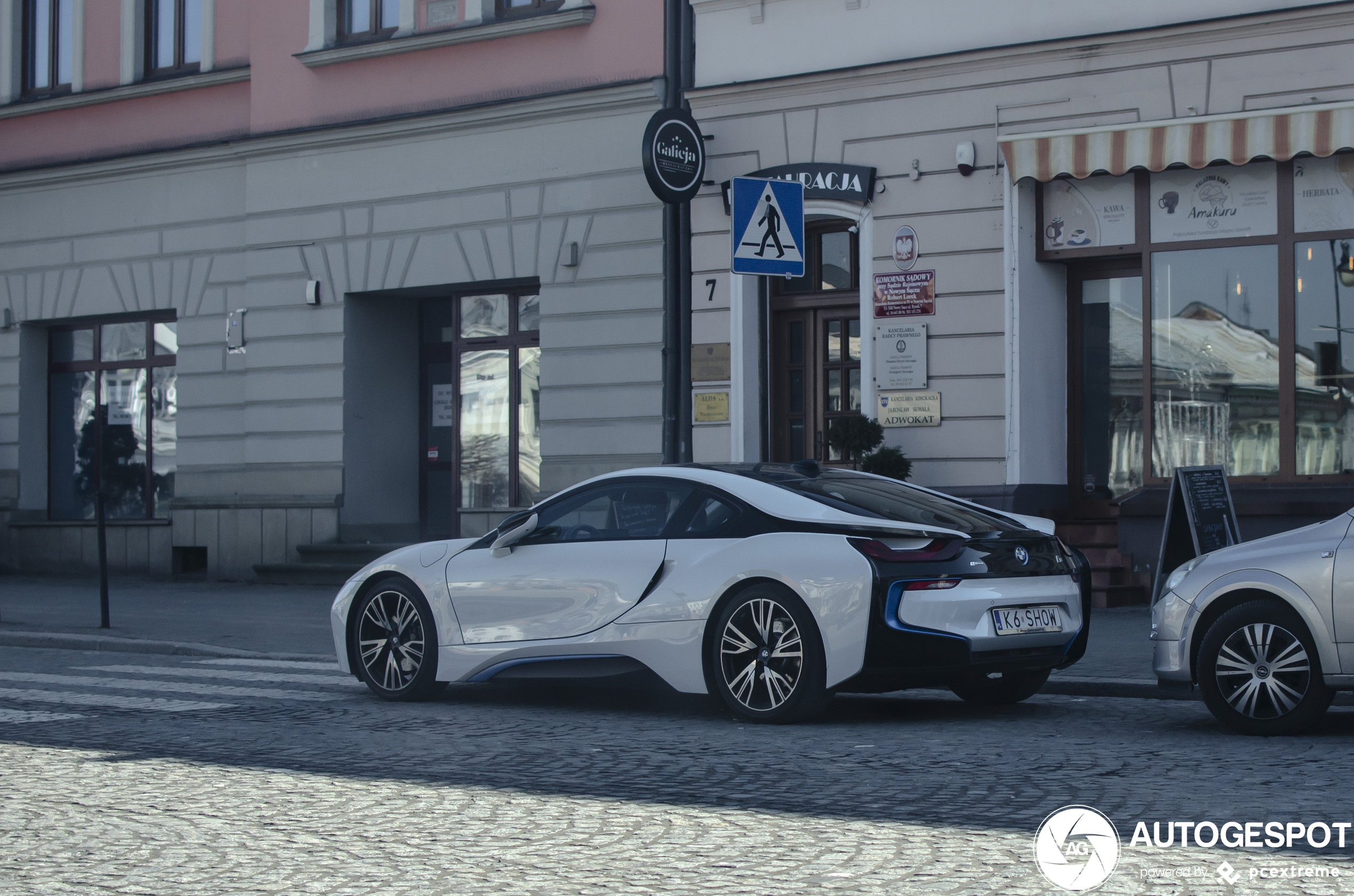 BMW i8