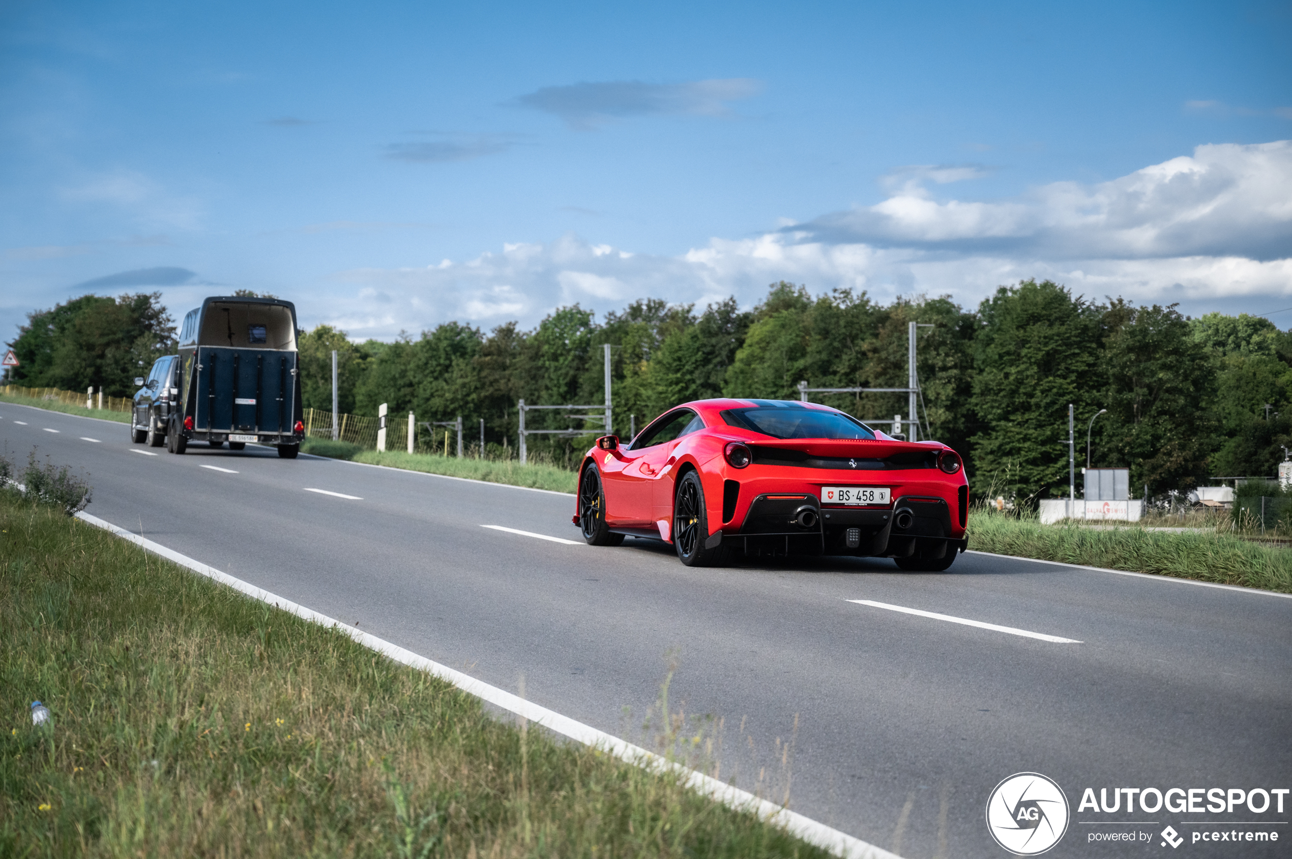 Ferrari 488 Pista