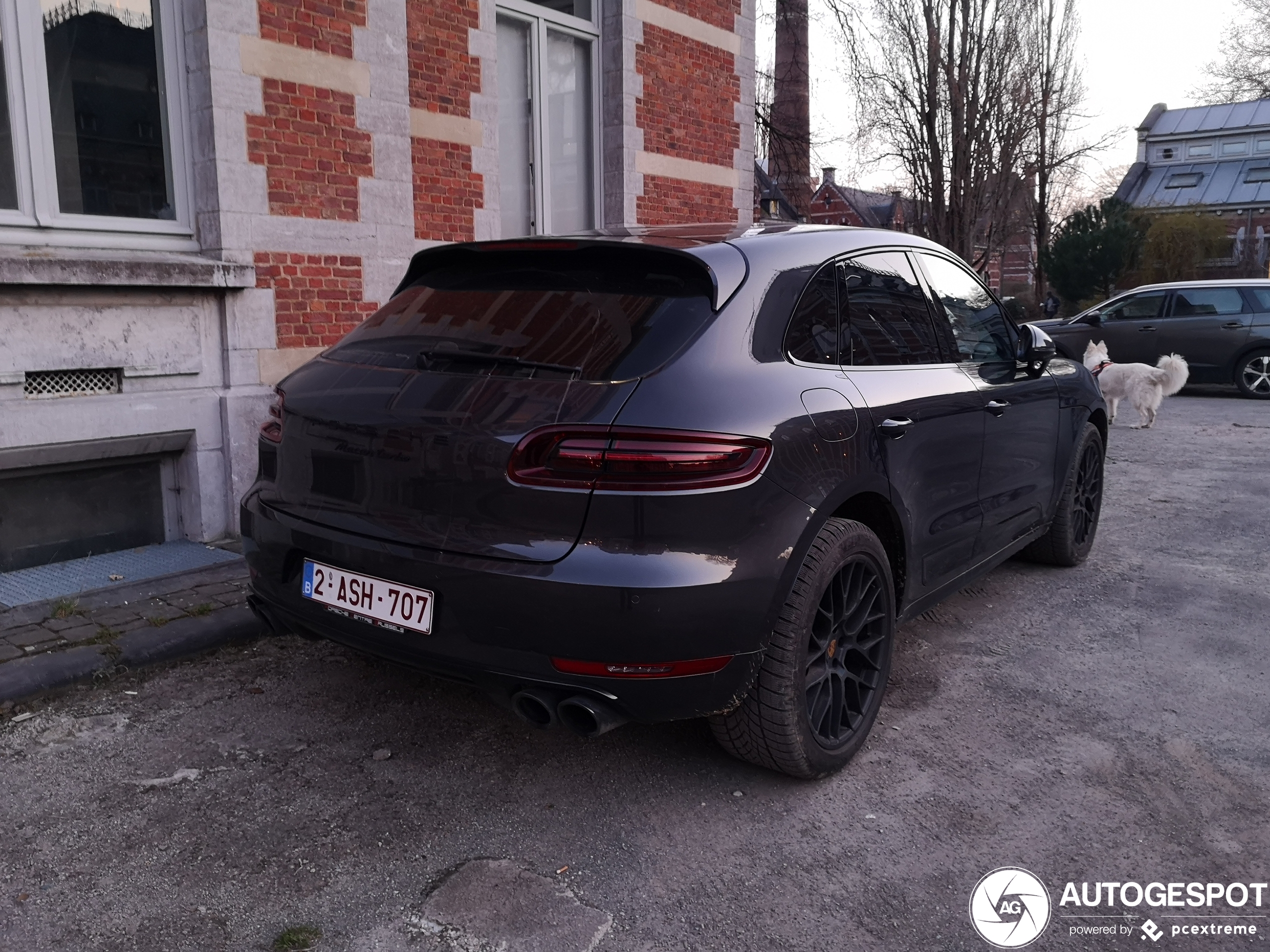 Porsche 95B Macan Turbo