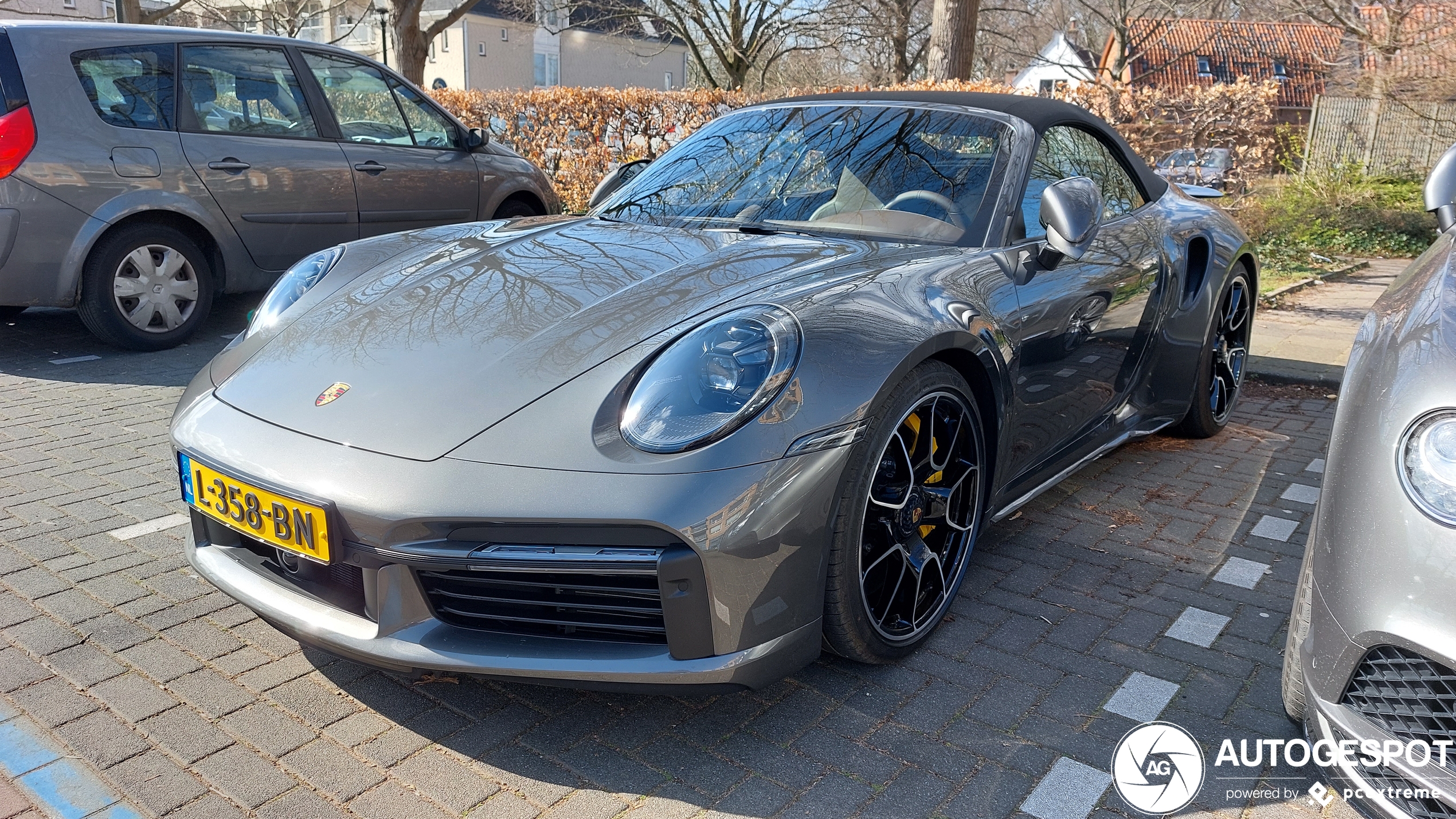 Porsche 992 Turbo S Cabriolet