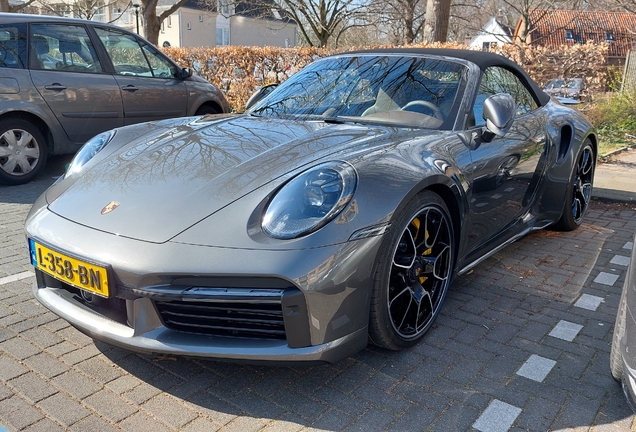 Porsche 992 Turbo S Cabriolet