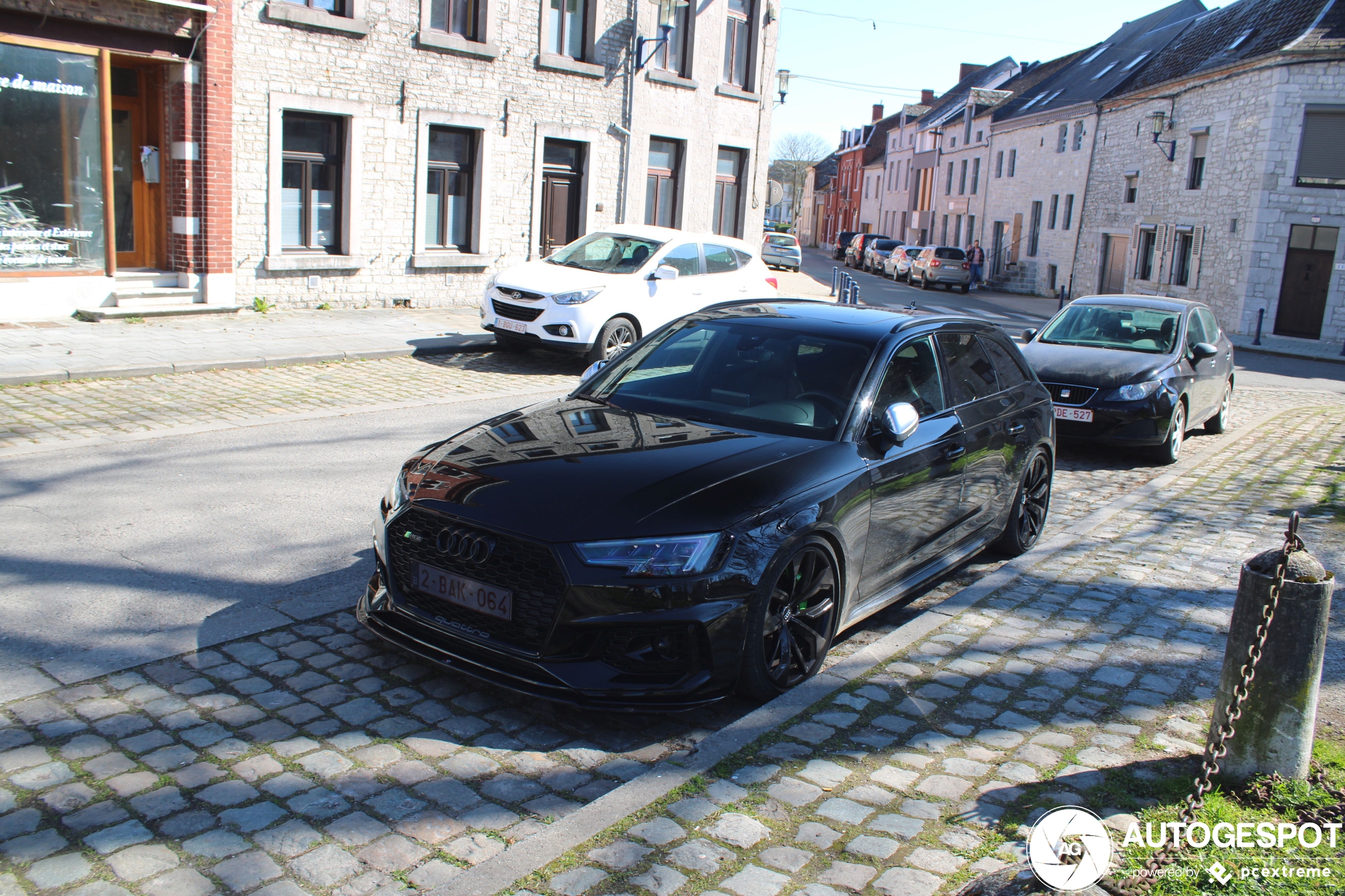 Audi RS4 Avant B9