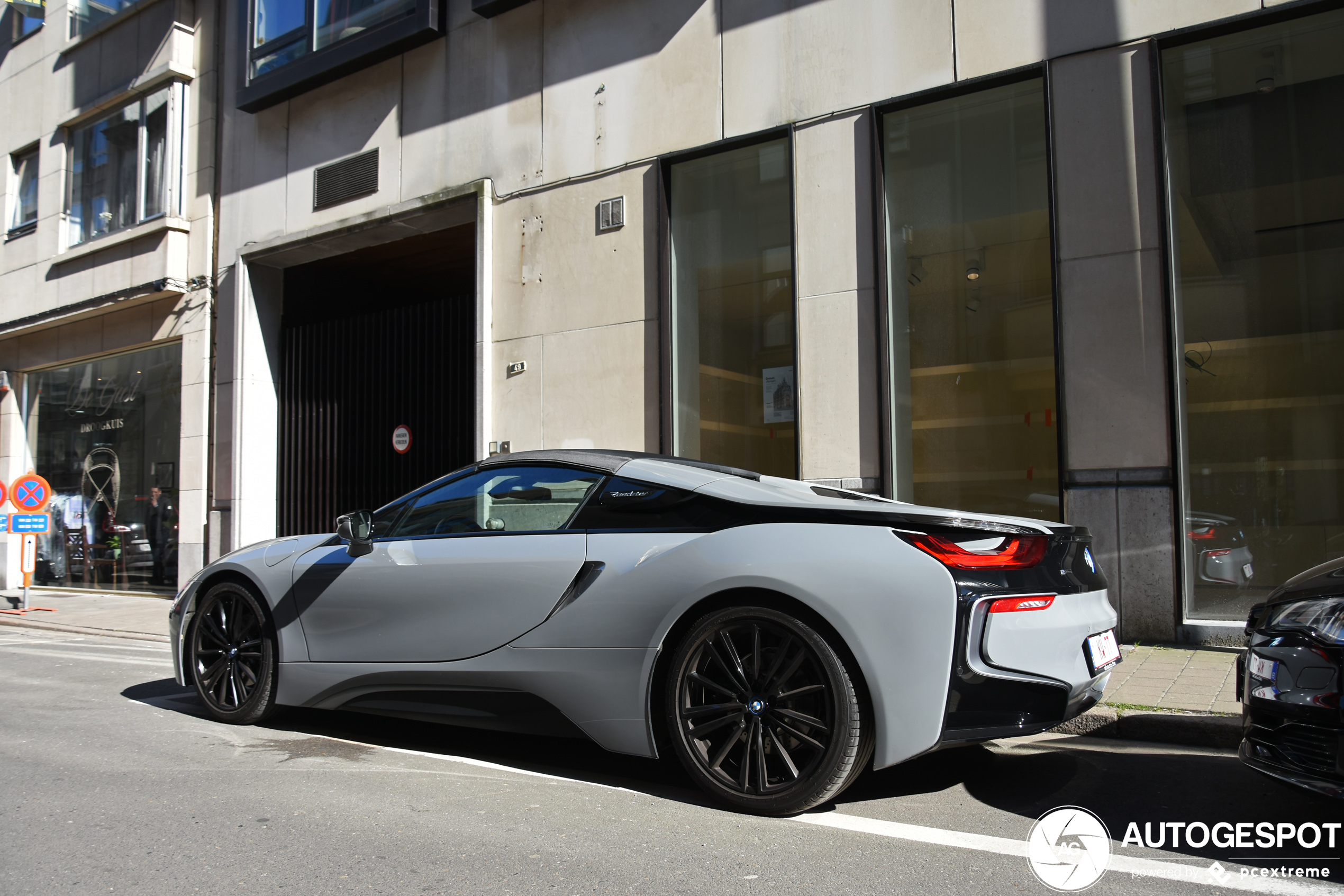 BMW i8 Roadster