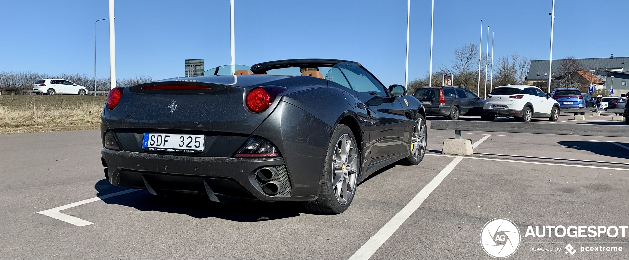 Ferrari California