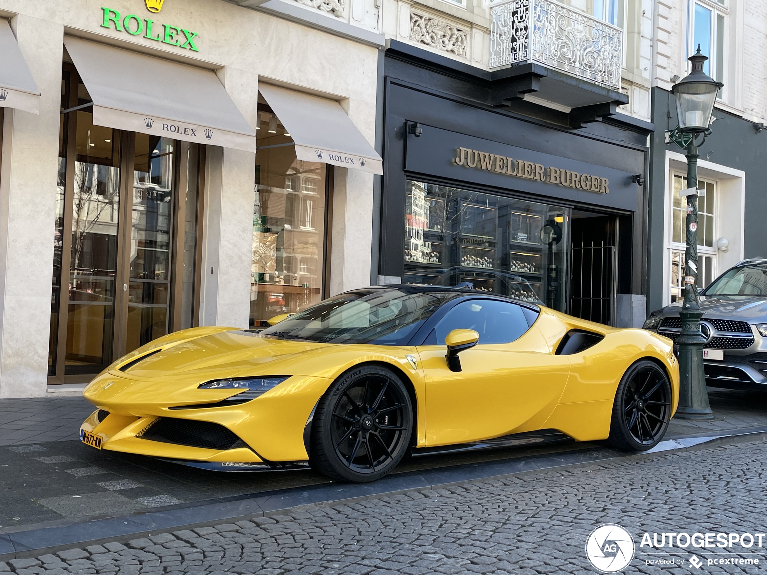 Ferrari SF90 Stradale