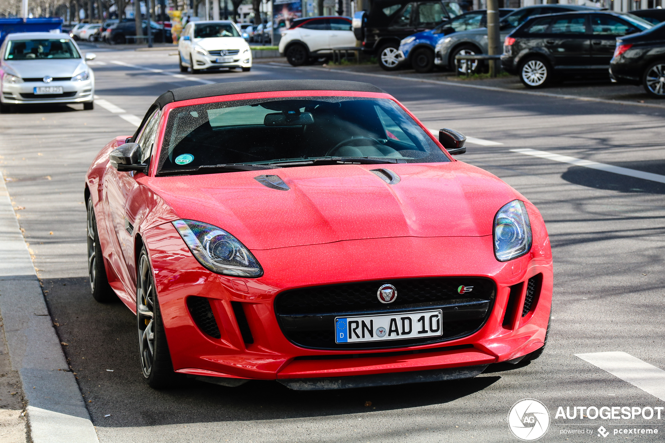 Jaguar F-TYPE S V8 Convertible