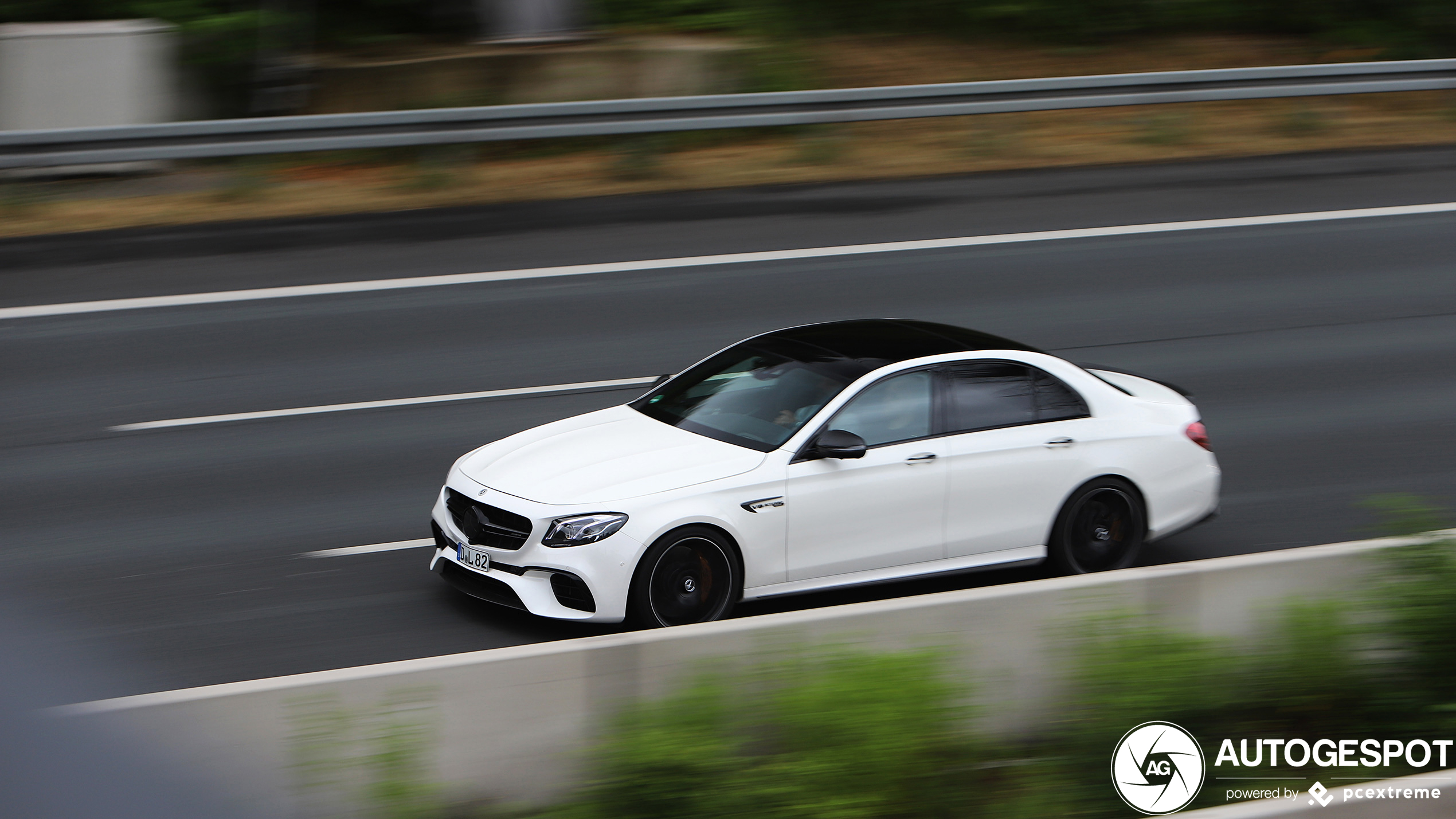 Mercedes-AMG E 63 S W213