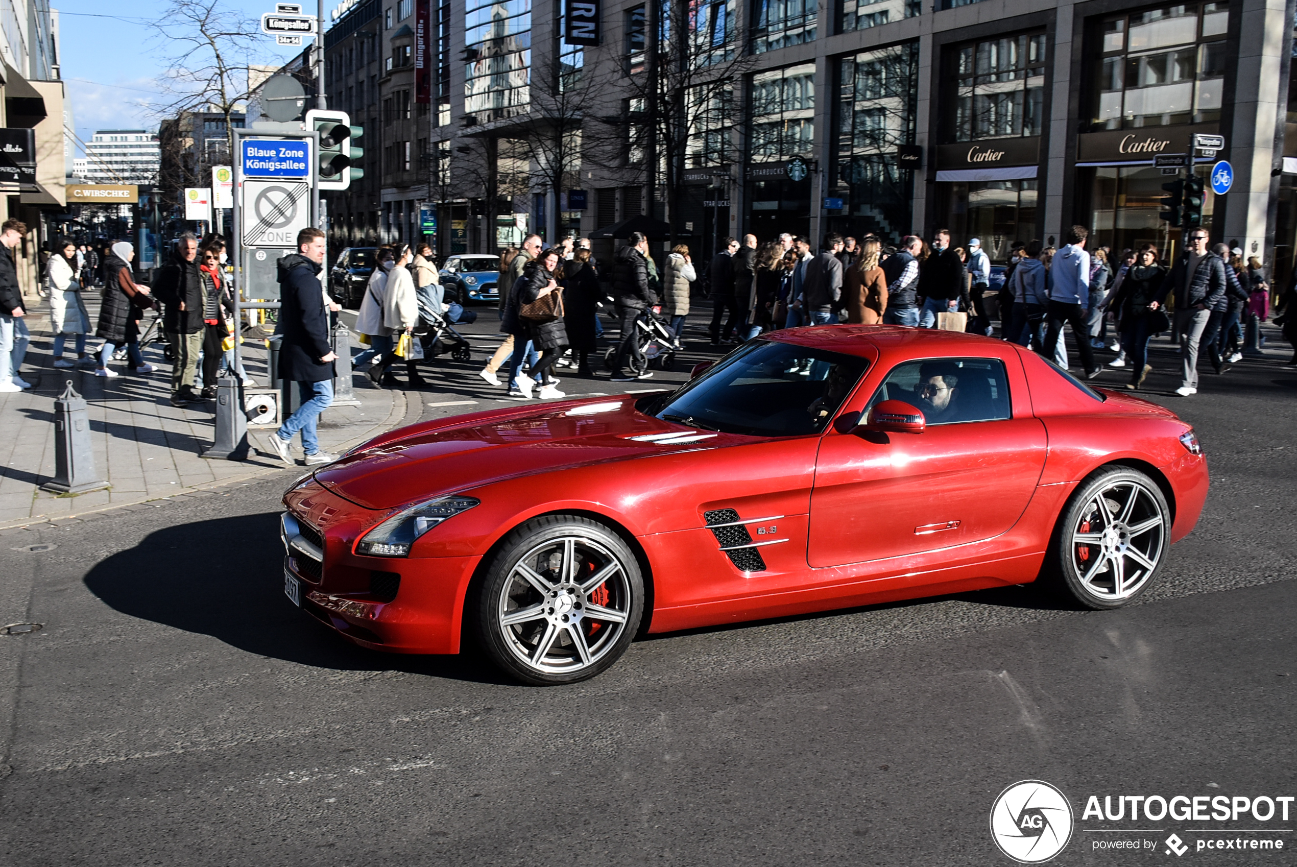 Mercedes-Benz SLS AMG