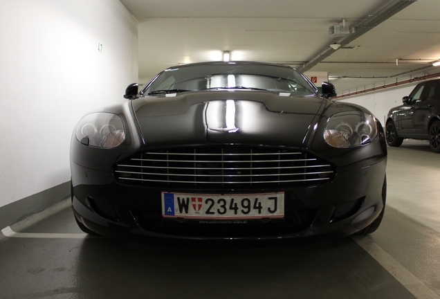 Aston Martin DB9 Volante