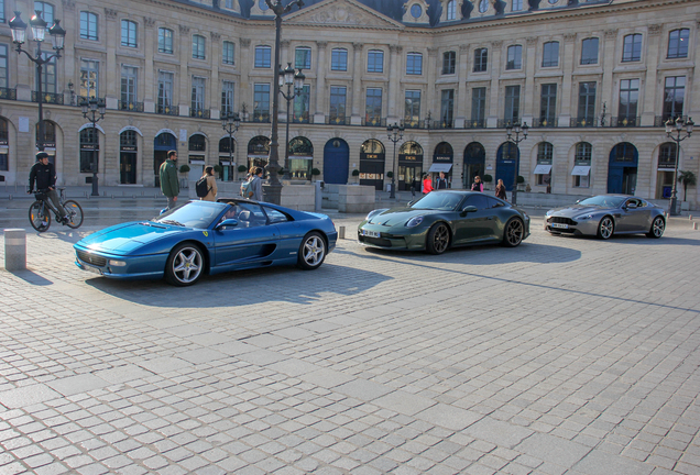 Aston Martin V12 Vantage