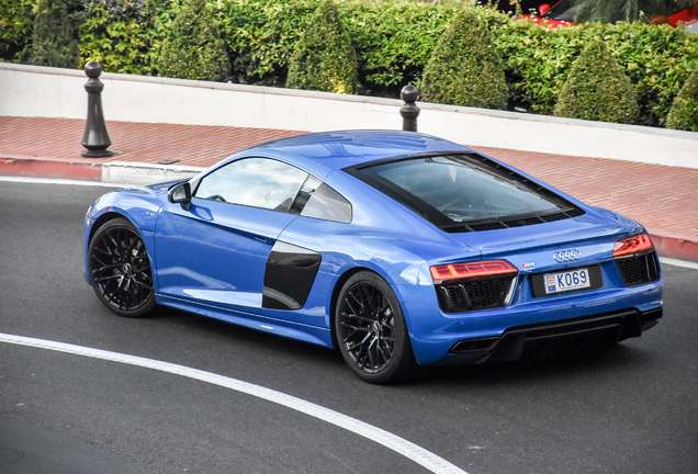 Audi R8 V10 2015