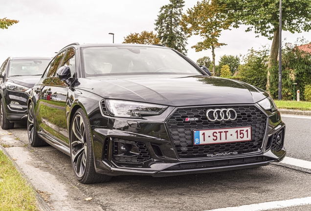 Audi RS4 Avant B9