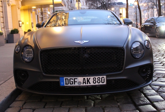 Bentley Continental GTC 2019