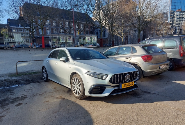 Mercedes-AMG A 45 W177