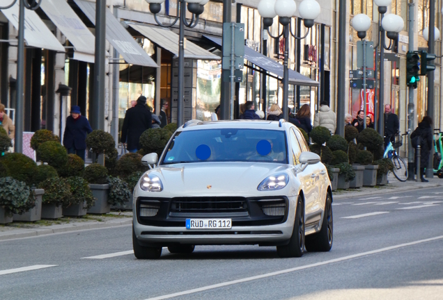 Porsche 95B Macan GTS MkIII