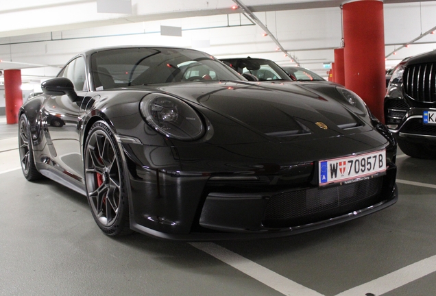 Porsche 992 GT3 Touring