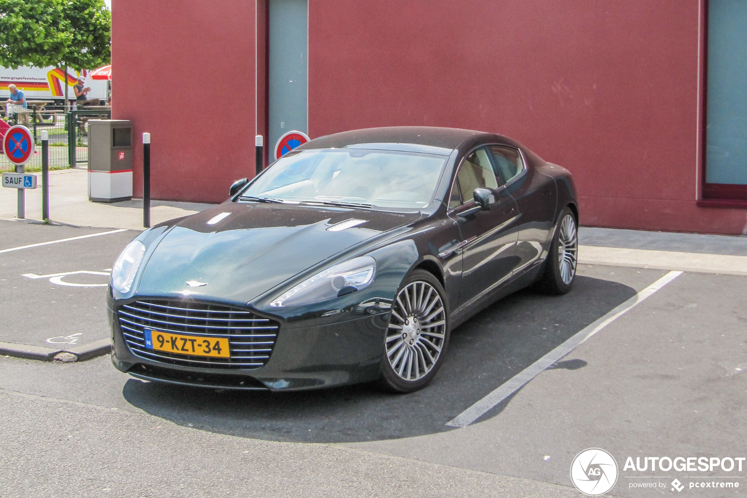 Aston Martin Rapide S