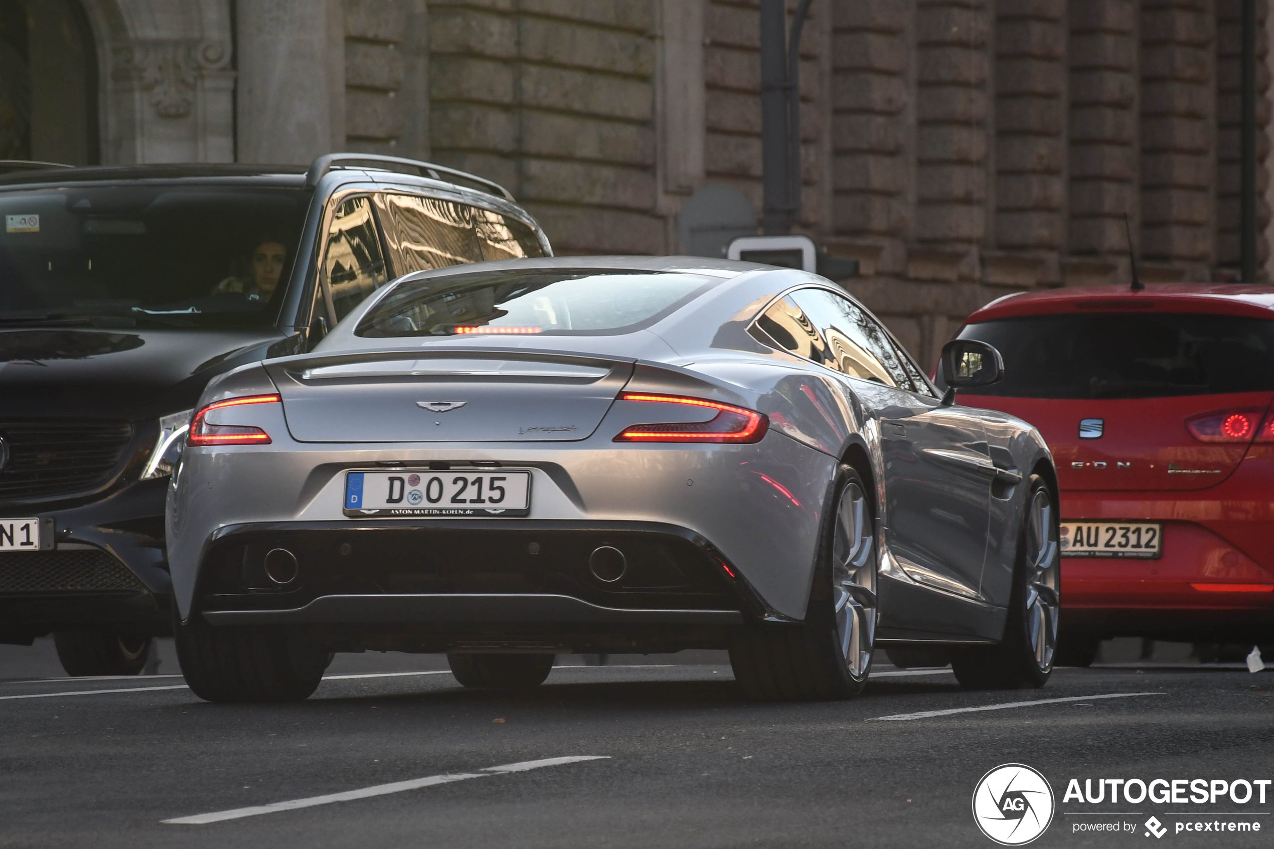 Aston Martin Vanquish 2013