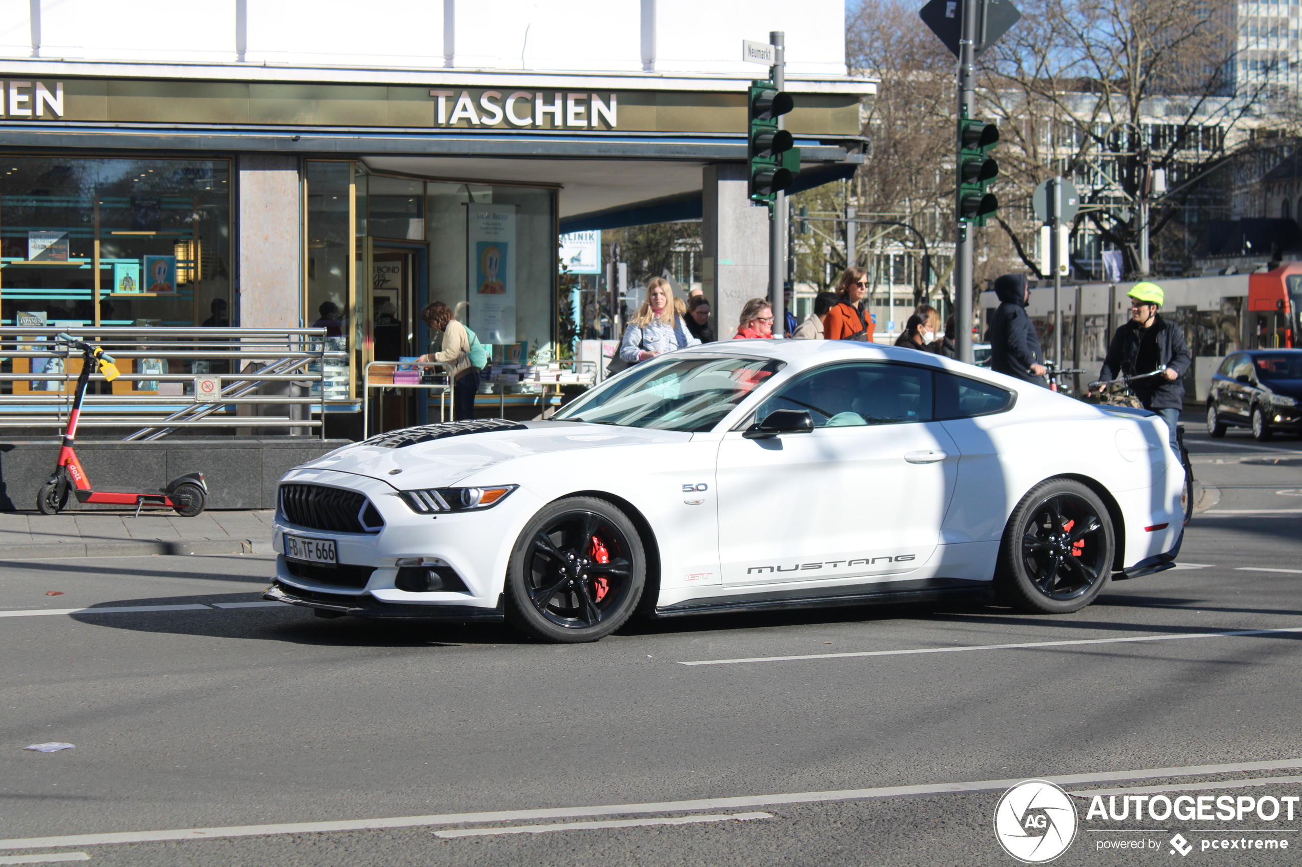 Ford Mustang GT 2015