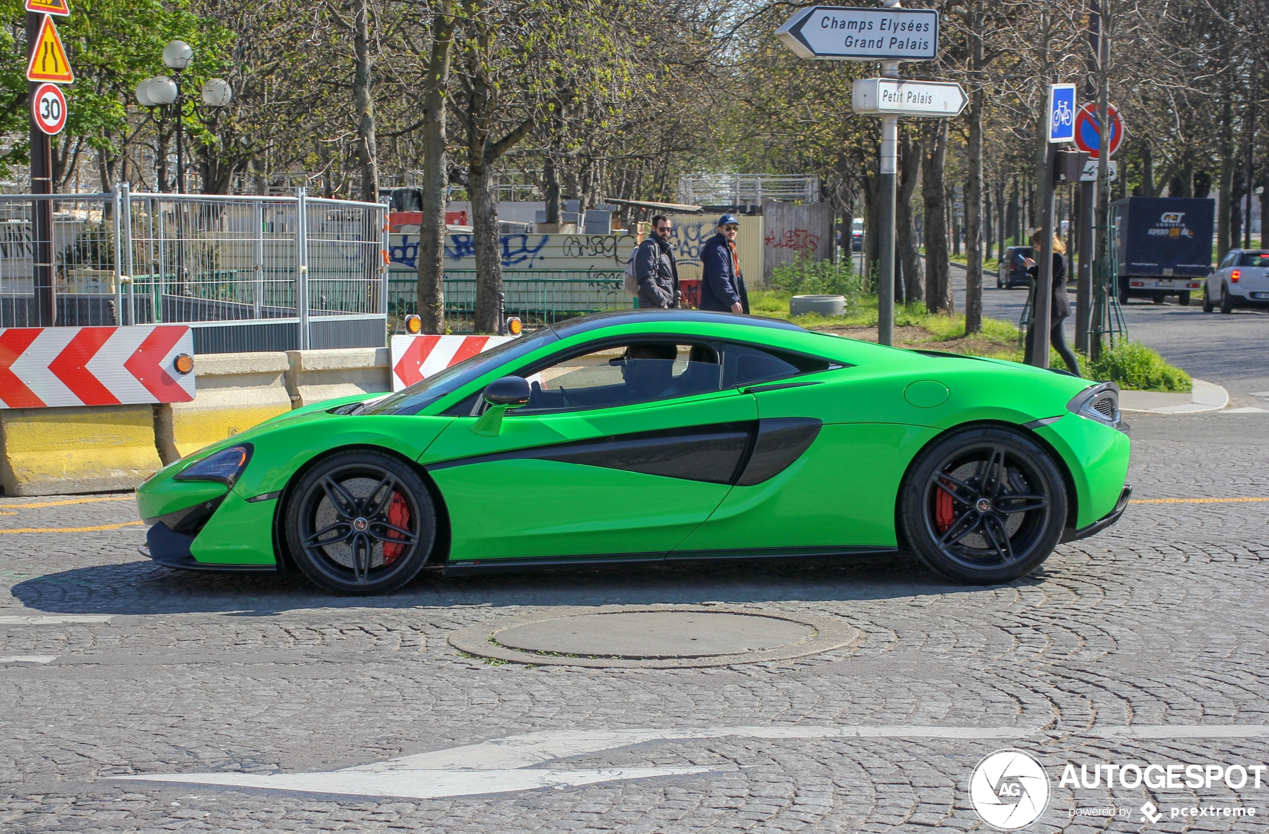 McLaren 570S