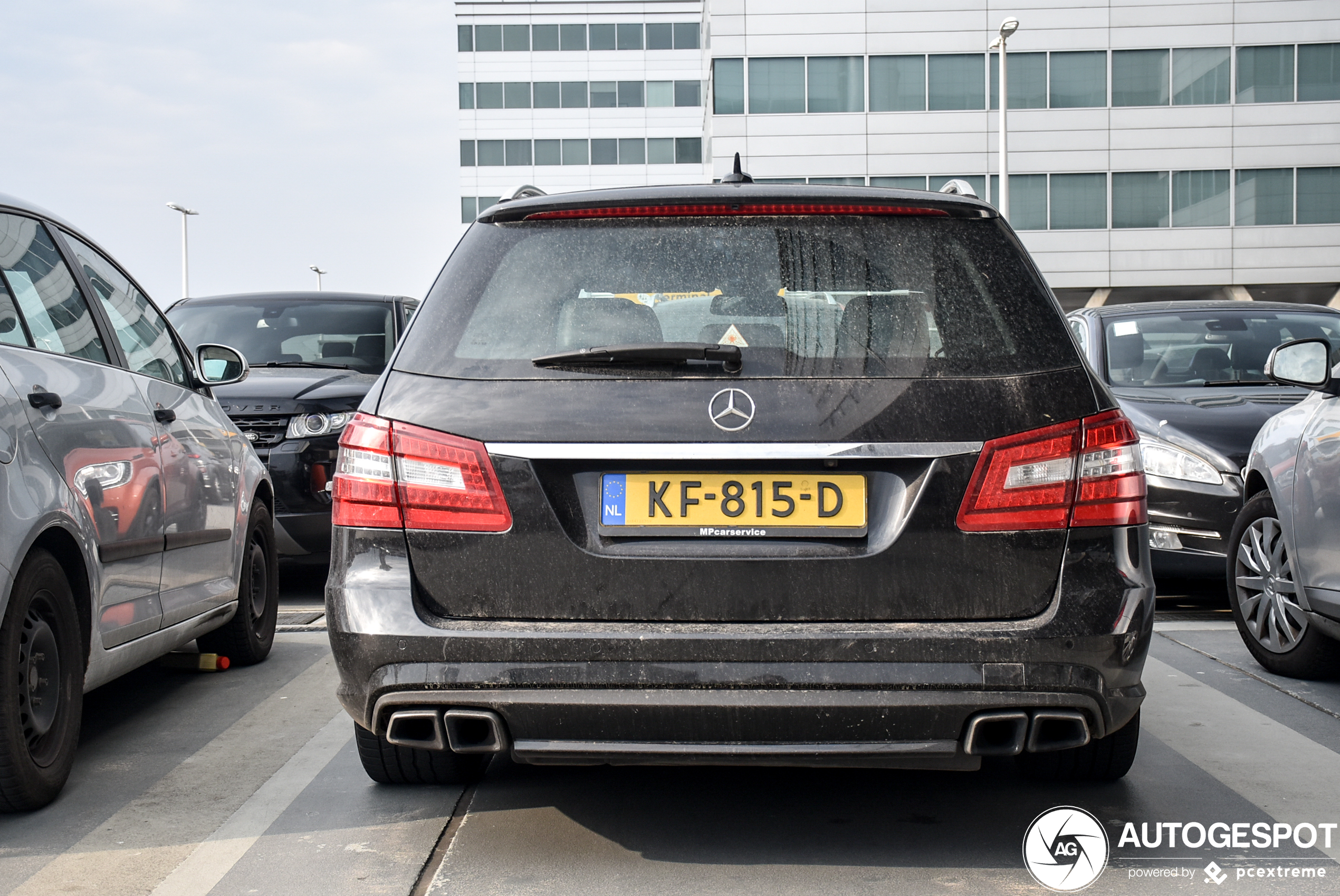 Mercedes-Benz E 63 AMG S212 V8 Biturbo