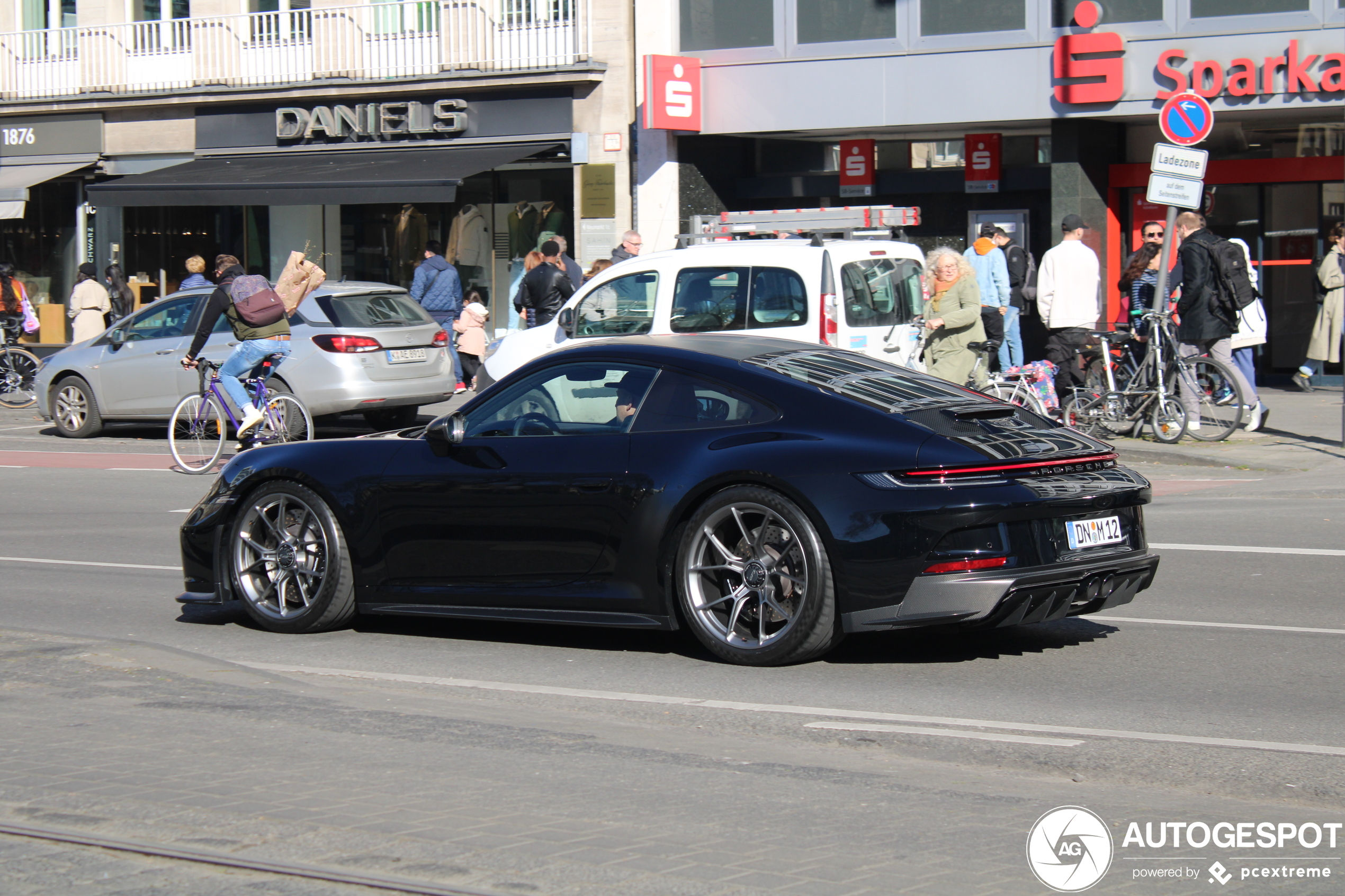 Porsche 992 GT3 Touring